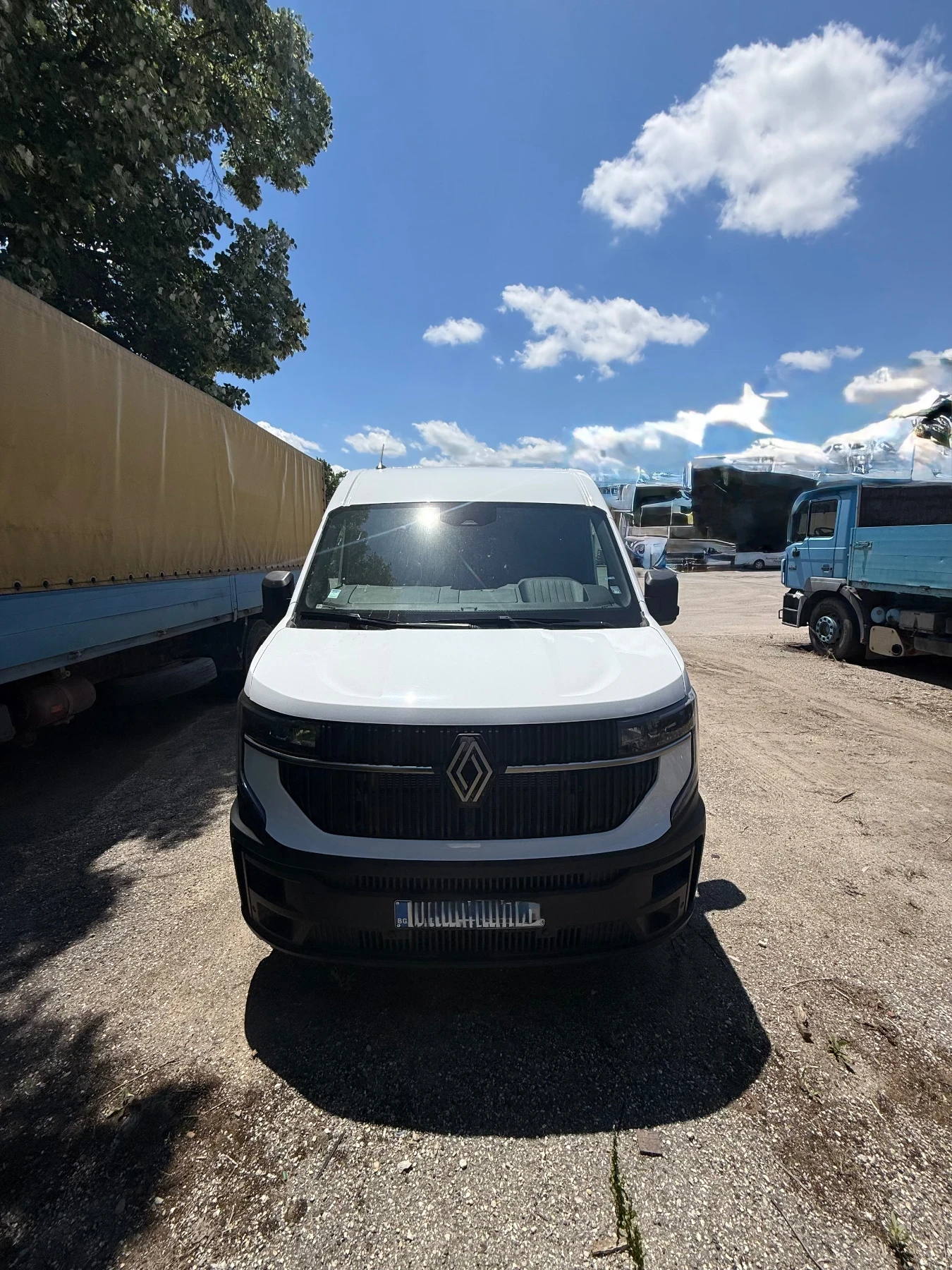 Renault Master, снимка 4 - Бусове и автобуси - 54920315
