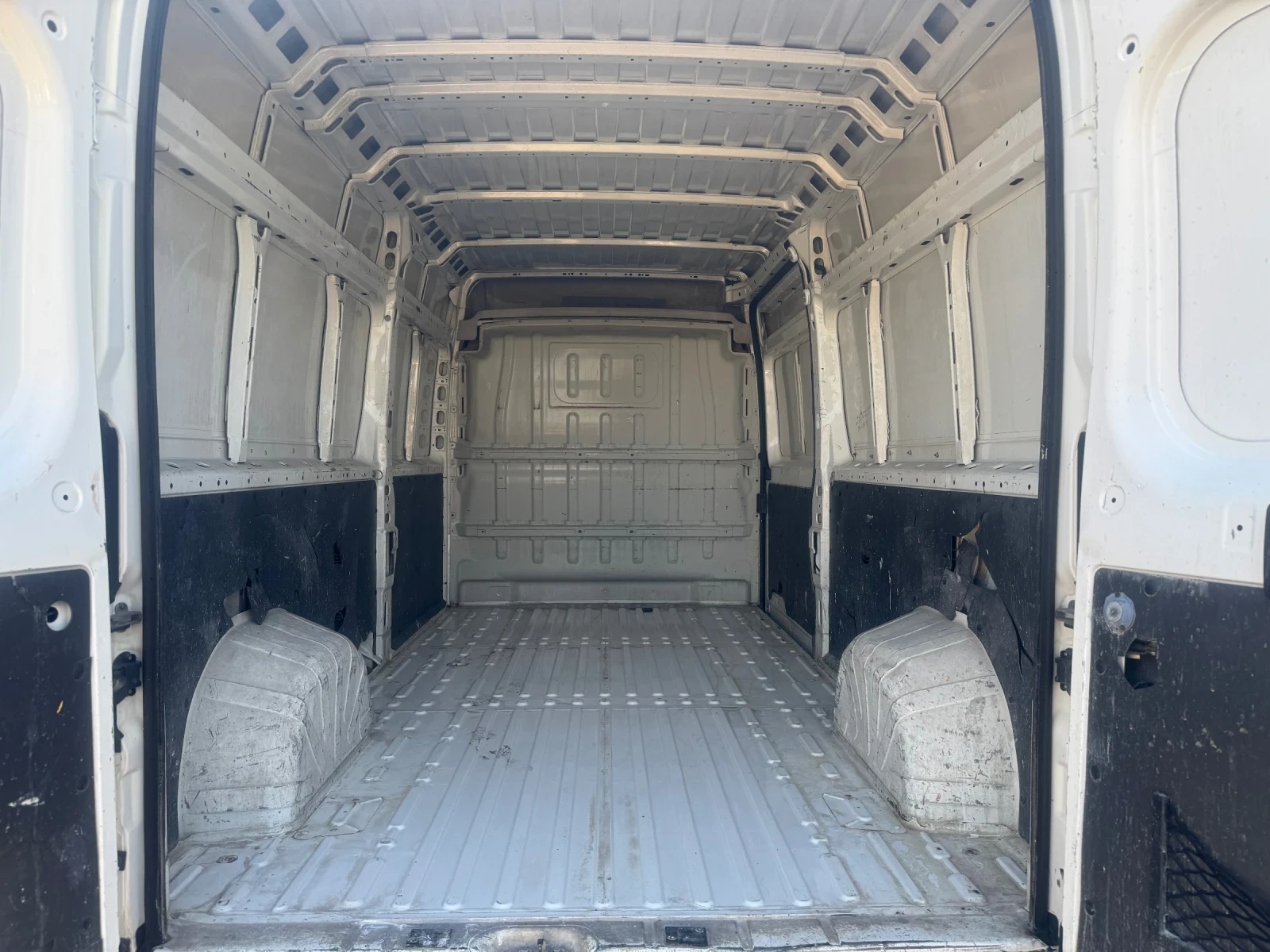 Peugeot Boxer 2.2hdi-Maxi, снимка 13 - Бусове и автобуси - 55597882