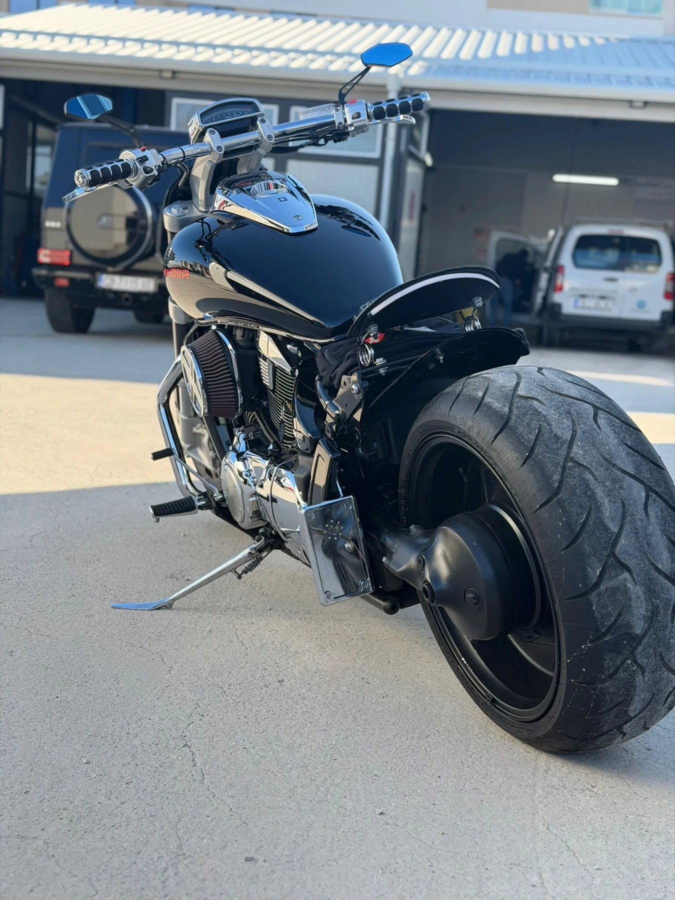 Suzuki Boulevard M109R