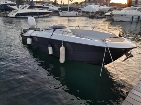 Моторна яхта Clear Liner Libra 750 Open