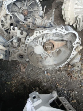 ����� �� �������� �� �������� ����� Toyota Avensis 2000� 2.0 ����� 