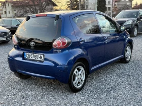 Toyota Aygo 1.0i 12V (67 кс)Automatic/Климатик/Два к-та джанти, снимка 6