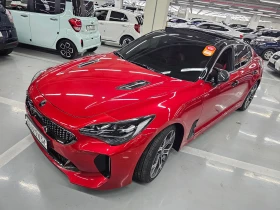  Kia Stinger