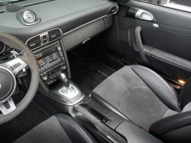 Porsche 911 Carrera GTS - 89900 € / 175829.12 лв. - 68389826 17