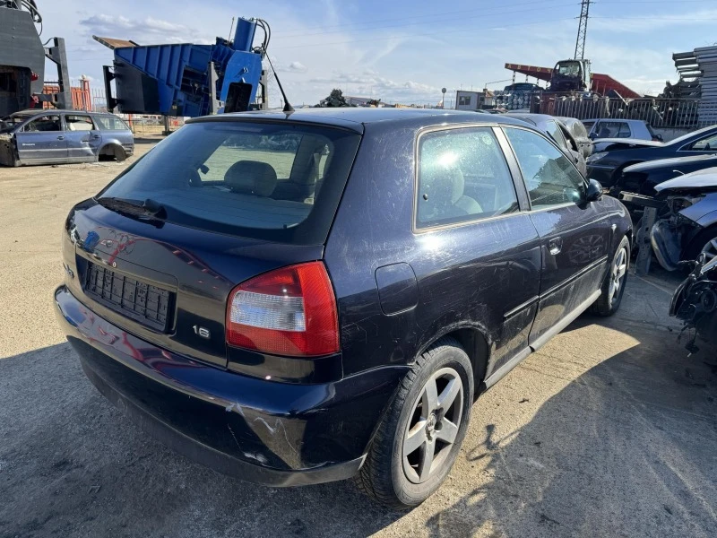 Audi A3 1.6, снимка 2 - Автомобили и джипове - 44308926