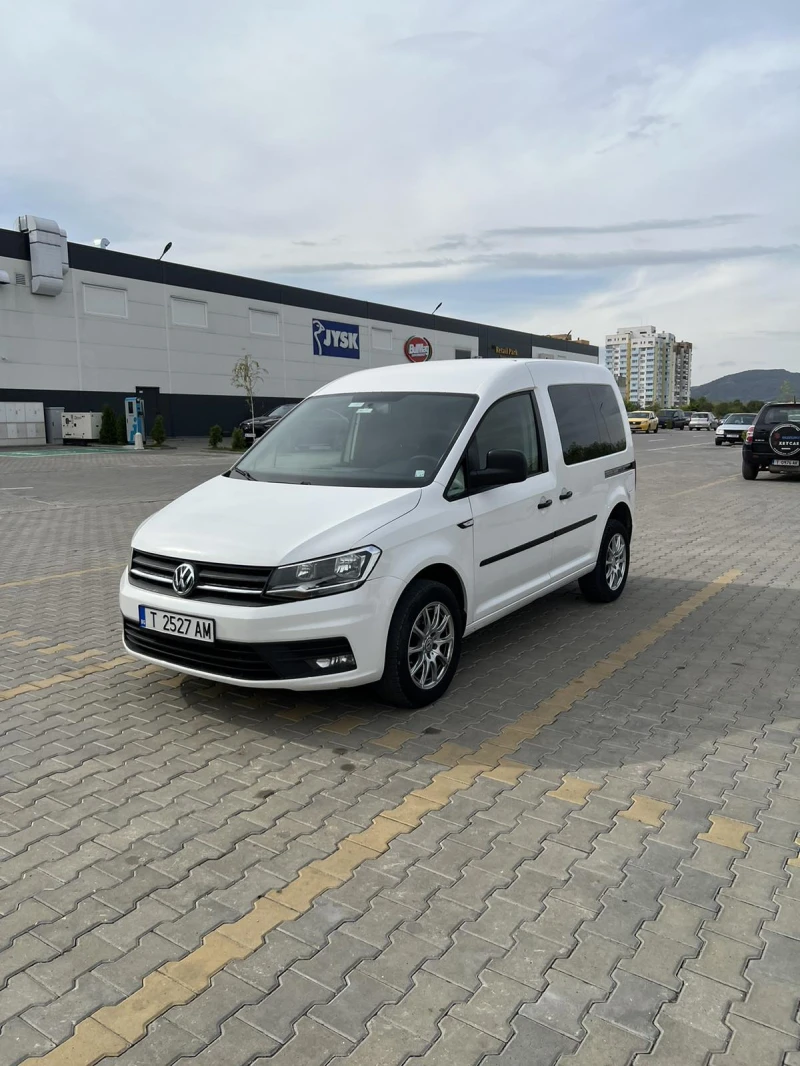 VW Caddy, снимка 7 - Автомобили и джипове - 47301157