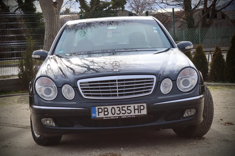 Mercedes-Benz E 270, снимка 3 - Автомобили и джипове - 47394729