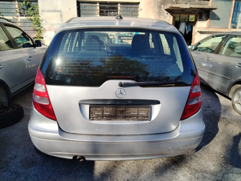 Mercedes-Benz A 180, снимка 3 - Автомобили и джипове - 47686981