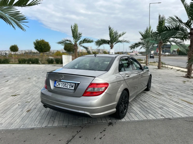 Mercedes-Benz C 220, снимка 2 - Автомобили и джипове - 47787012