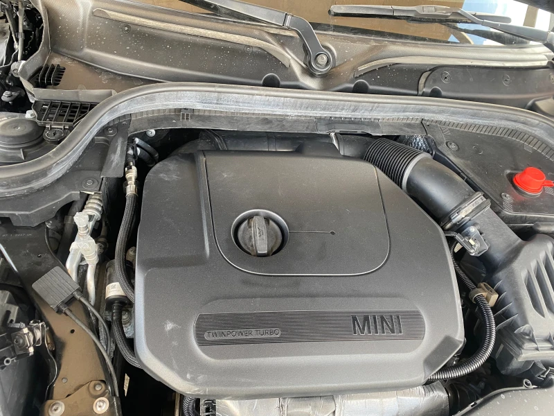 Mini One 1.2Turbo, снимка 17 - Автомобили и джипове - 48252070