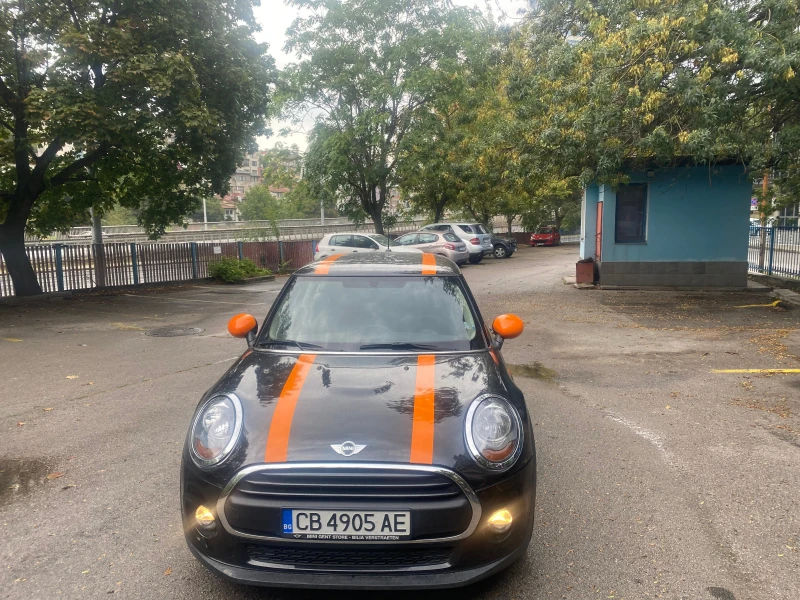 Mini One 1.2Turbo, снимка 2 - Автомобили и джипове - 48252070