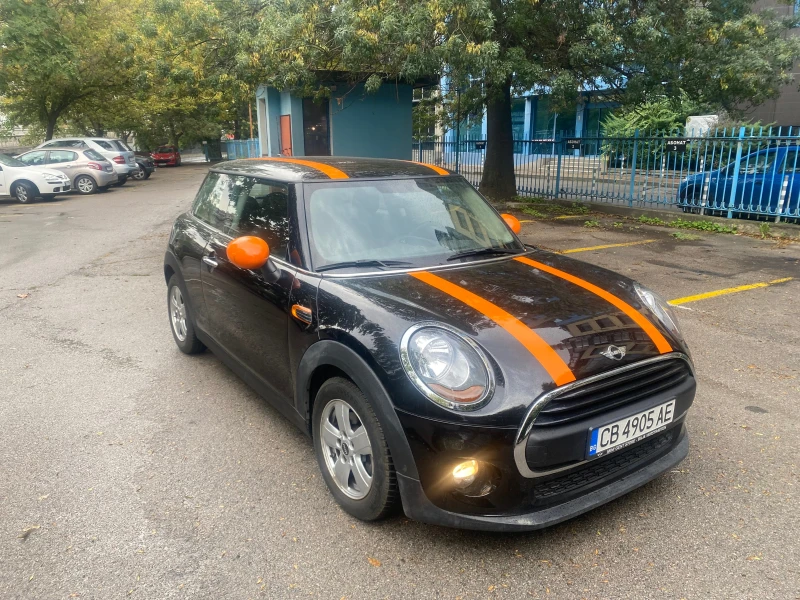 Mini One 1.2Turbo, снимка 3 - Автомобили и джипове - 48252070