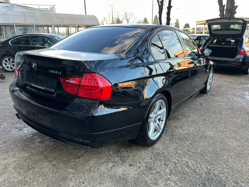 BMW 318 d, снимка 3 - Автомобили и джипове - 48295835