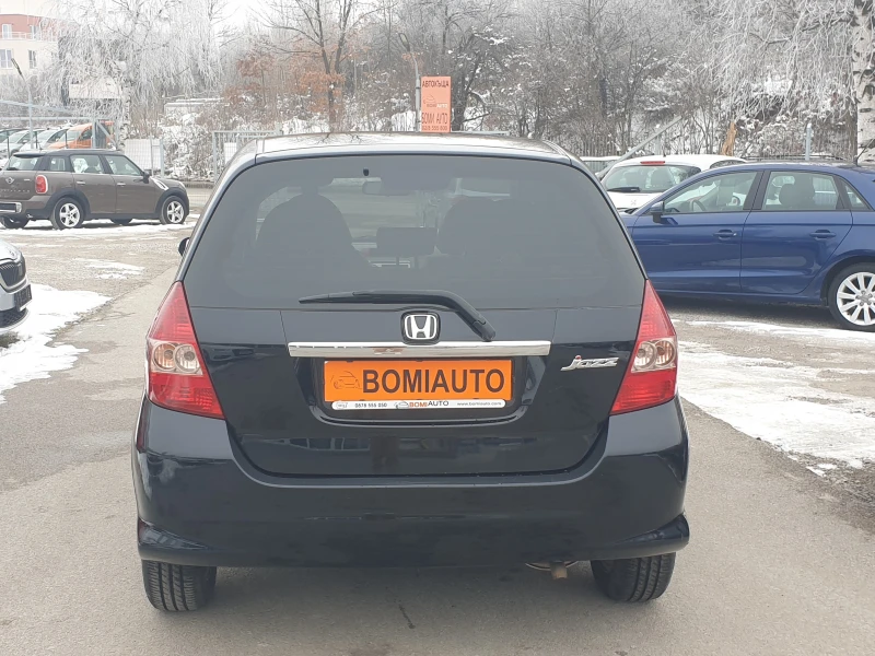 Honda Jazz 1.4i* КОЖА* КЛИМАТРОНИК* , снимка 5 - Автомобили и джипове - 48727937