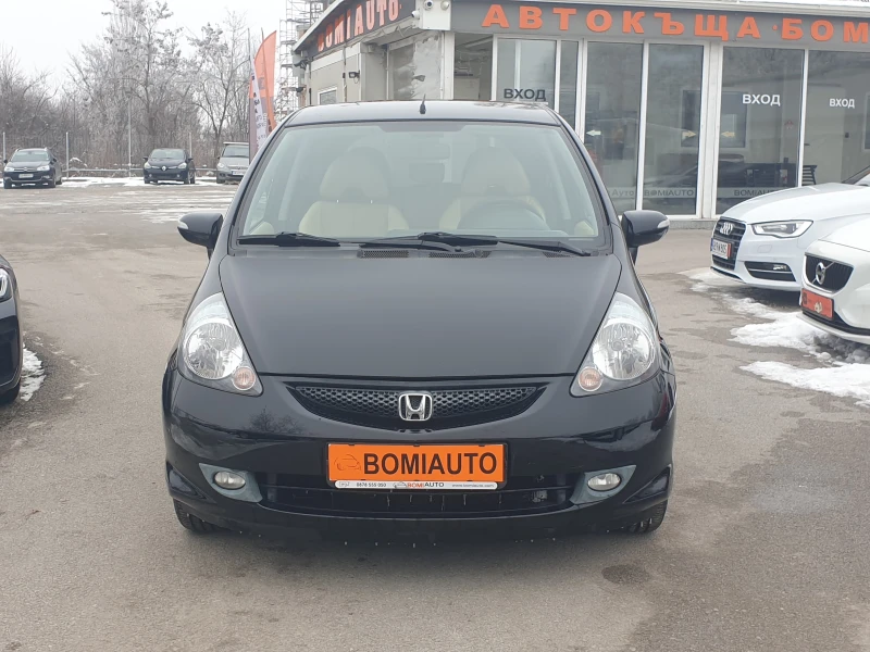 Honda Jazz 1.4i* КОЖА* КЛИМАТРОНИК* , снимка 2 - Автомобили и джипове - 48727937