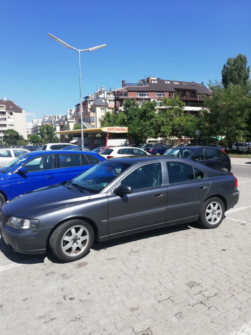 Volvo S60 D5, снимка 11 - Автомобили и джипове - 49513003