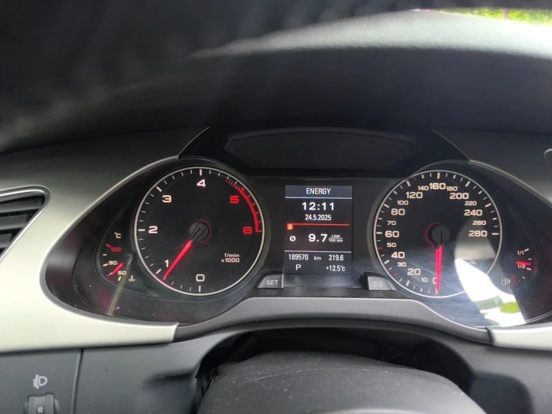 Audi A4 Б8, снимка 5 - Автомобили и джипове - 51674325