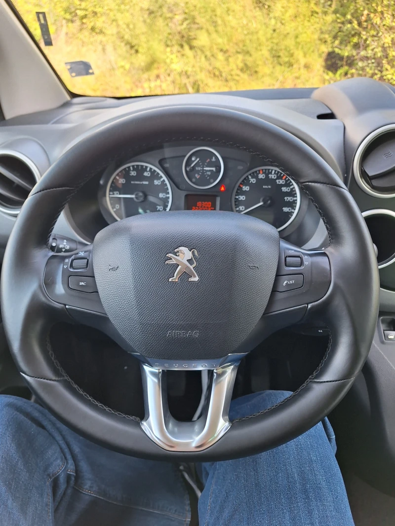 Peugeot Partner, снимка 7 - Автомобили и джипове - 51855389