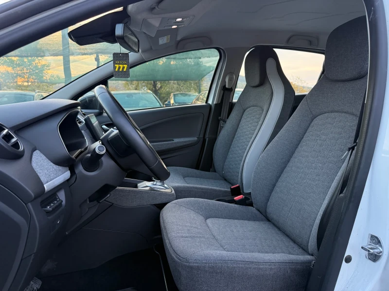 Renault Zoe 52kW Long Range, снимка 13 - Автомобили и джипове - 52086224