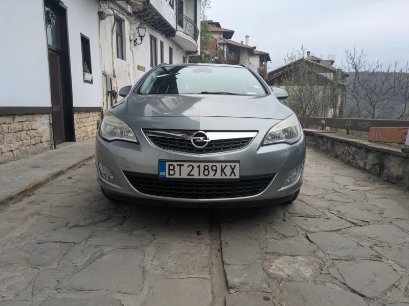Opel Astra, снимка 2 - Автомобили и джипове - 52453927