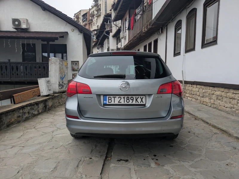Opel Astra, снимка 5 - Автомобили и джипове - 52453927