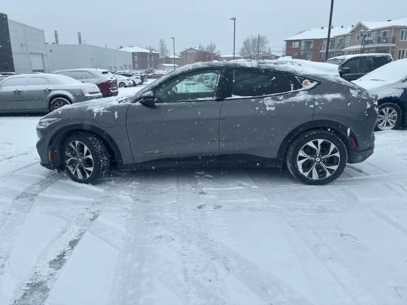 Ford Mustang Mach-E Premium  CARFAX, снимка 2 - Автомобили и джипове - 52645186