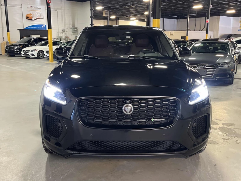 Jaguar E-pace CARFAX* АВТОФИНАНСИРАНЕ* БЕЗ ПЪРВОНАЧАЛНА ВНОСКА* , снимка 6 - Автомобили и джипове - 52787990