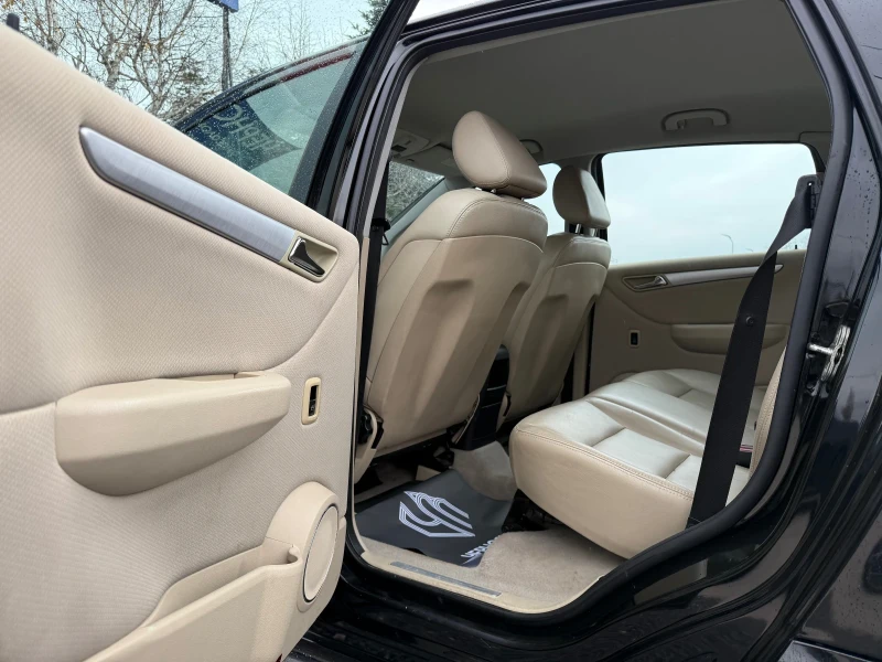 Mercedes-Benz B 200 i NGT Elegance, снимка 11 - Автомобили и джипове - 52876909