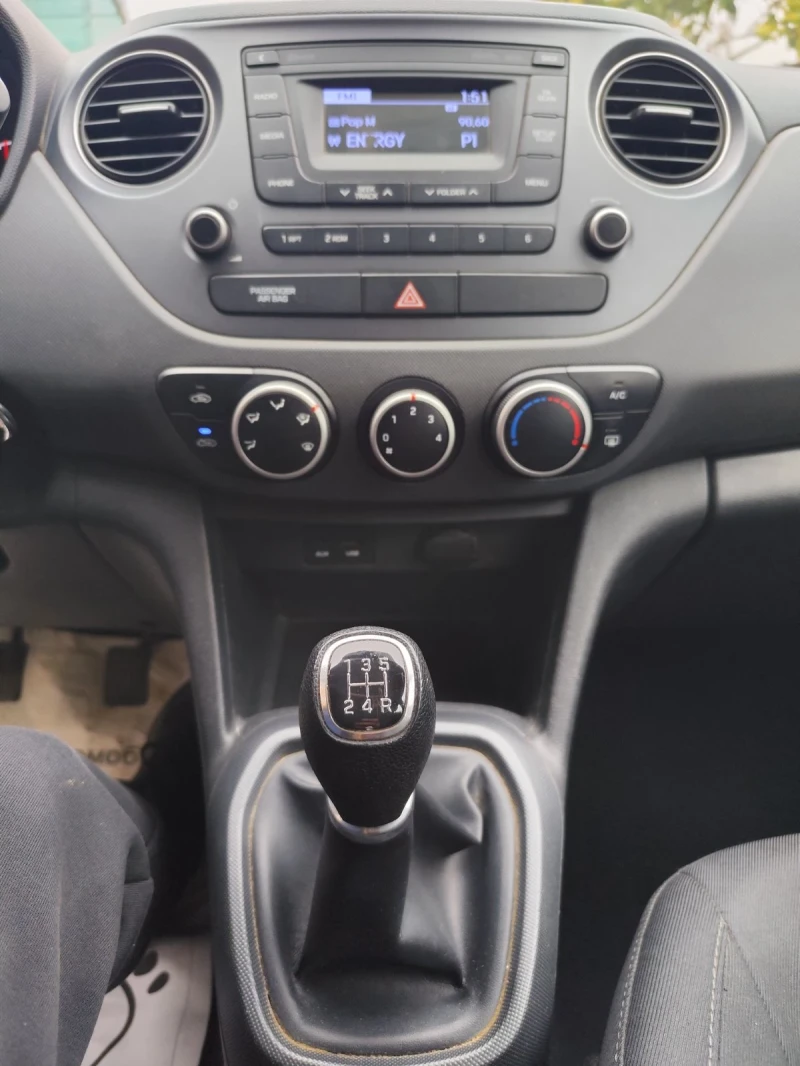 Hyundai I10 1.2 I, снимка 12 - Автомобили и джипове - 52917886