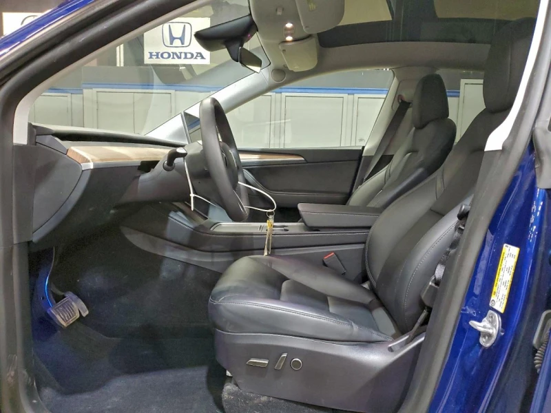 Tesla Model Y Long Range* Dual Motor* AWD* , снимка 7 - Автомобили и джипове - 53113315