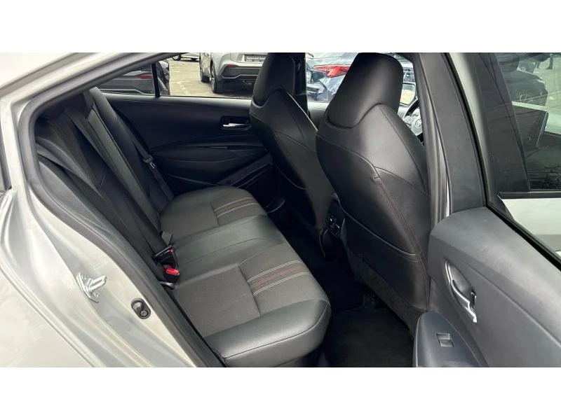 Toyota Corolla SDN 1.8HSD GR SPORT, снимка 7 - Автомобили и джипове - 54089124