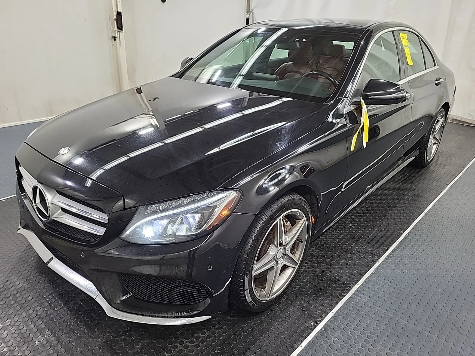 Mercedes-Benz C 300 * 4MATIC* AMG* PANO* CARFAX* , снимка 1