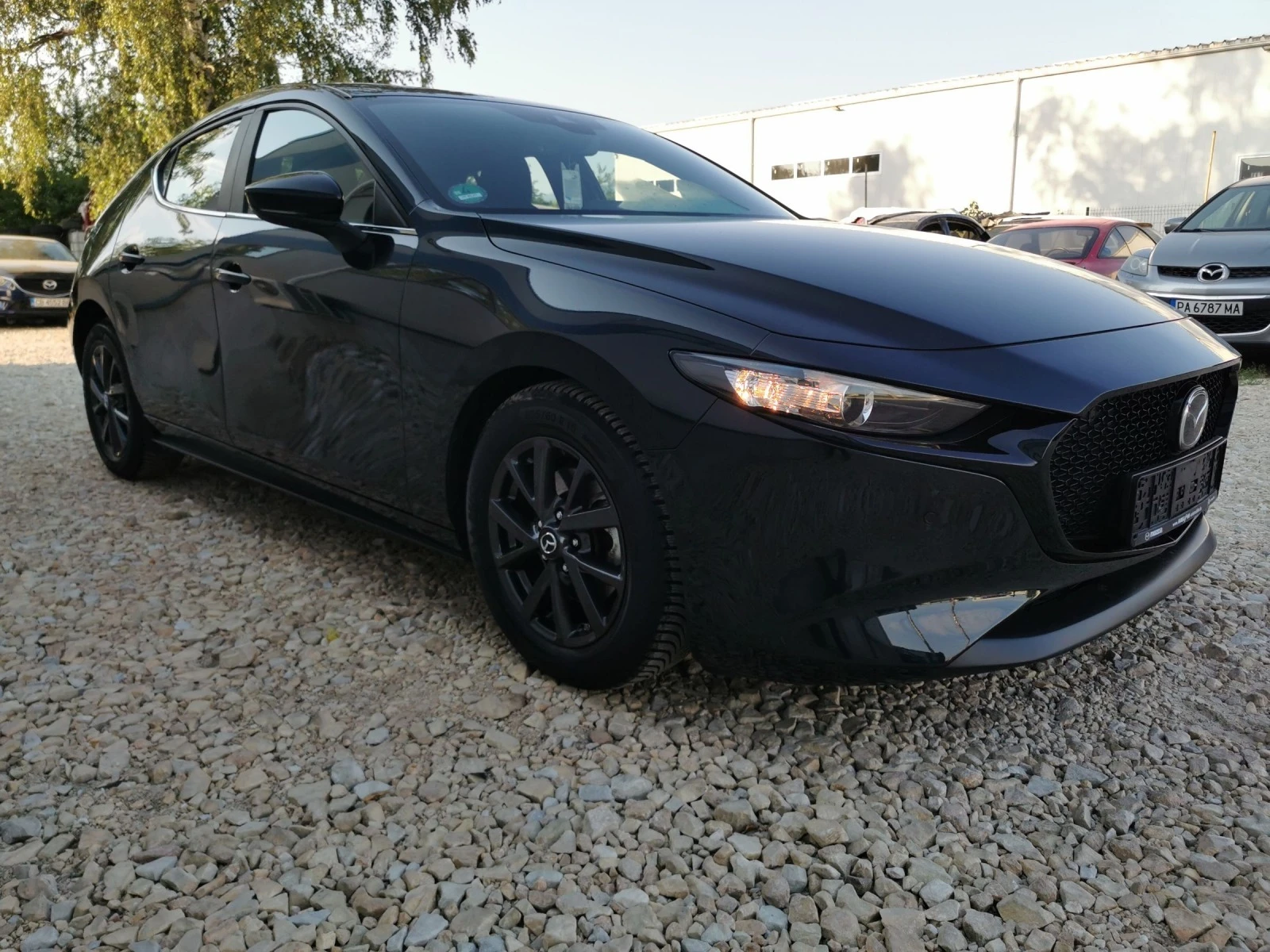 Mazda 3 Skyactiv-G 2.0i M Hybrid - изображение 3