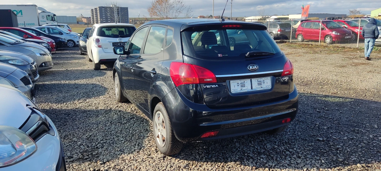 Kia Venga 1.4 90к.с - изображение 5