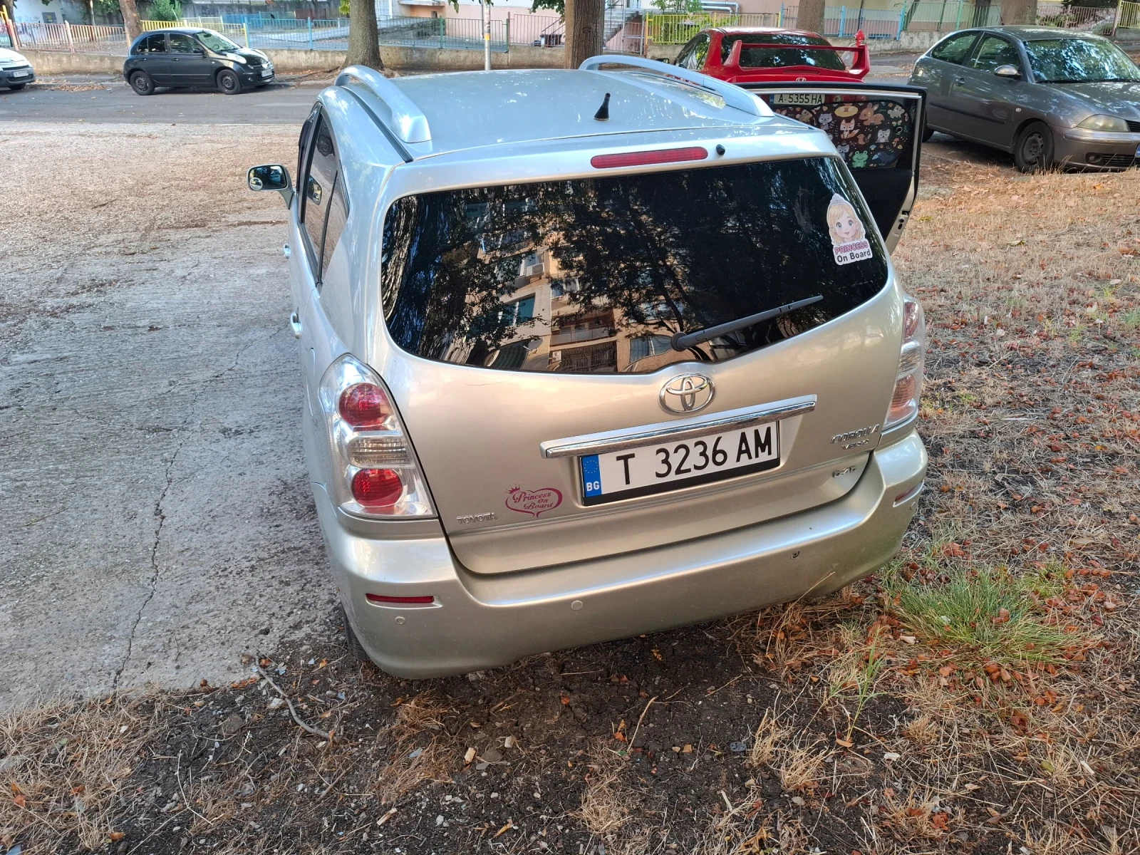Toyota Corolla verso  - изображение 3