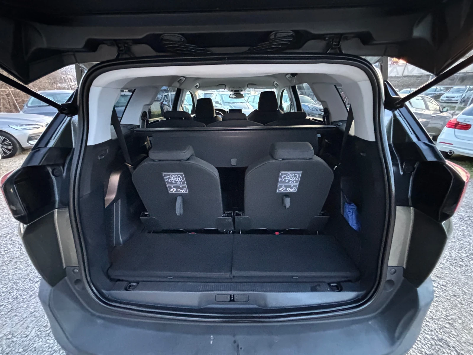 Peugeot 5008 1.6 HDI TYPE HABILLAGE EXTERIEUR - изображение 7