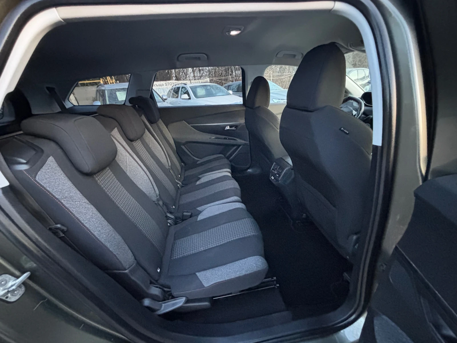 Peugeot 5008 1.6 HDI TYPE HABILLAGE EXTERIEUR - изображение 8