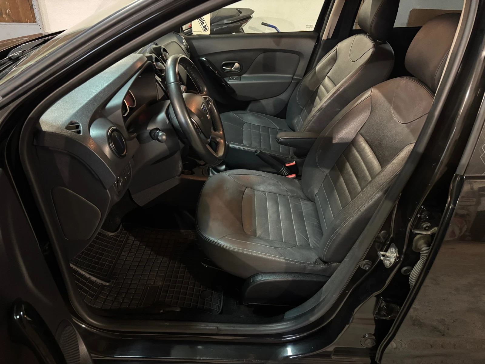 Dacia Sandero 0.9i AVTOMATIK SWISS - изображение 7