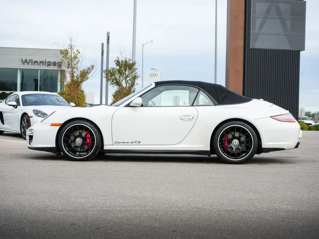 Porsche 911 Carrera GTS - изображение 2