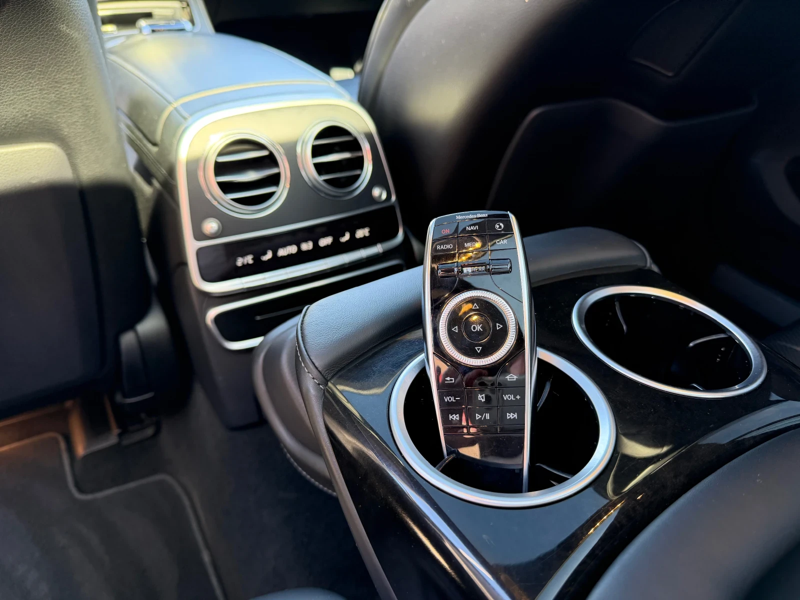 Mercedes-Benz S 350 Long AMG Exclusive* 3xTV* Pano* HeadUp* Burmester, снимка 10 - Автомобили и джипове - 53796908