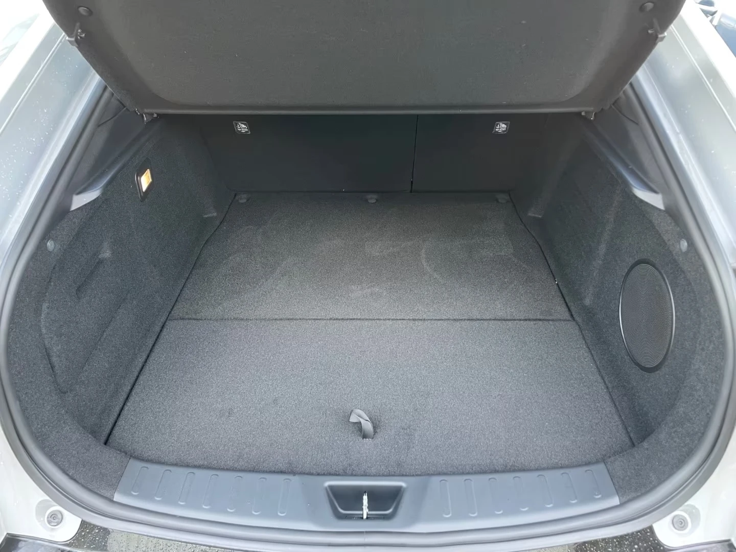 Mazda 6 e EV TAKUMI PANORAMA 360-CAMERA SONY, снимка 13 - Автомобили и джипове - 54101606