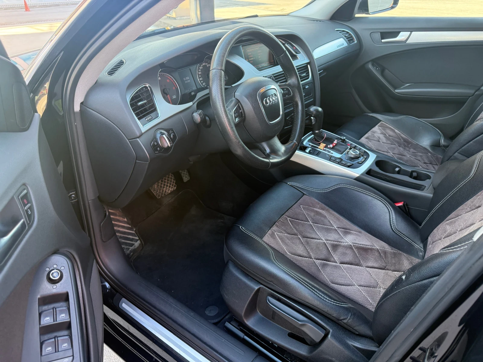 Audi A4 3.0 TDI 4x4 239 k.c, снимка 8 - Автомобили и джипове - 54140408