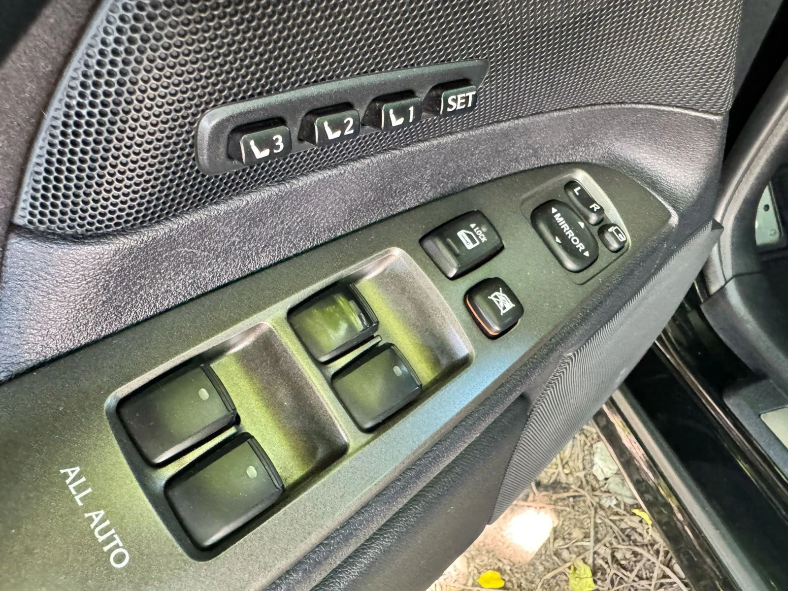 Lexus IS 220d * LUXURY* FULL OPTION* ITALY*  | Mobile.bg � ����������� 10