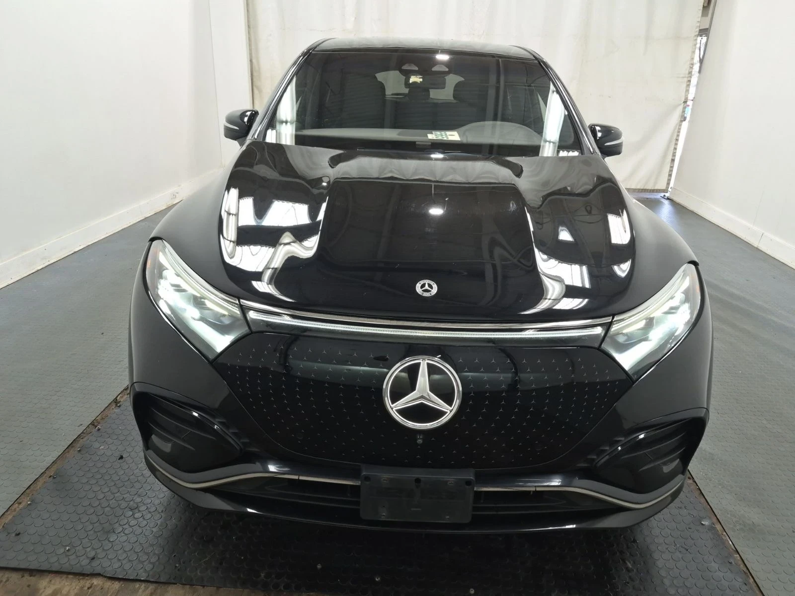 Mercedes-Benz EQS 450 AMG* 4Matic* Distronic* 360* distronic* Hypers, снимка 2 - Автомобили и джипове - 54749998