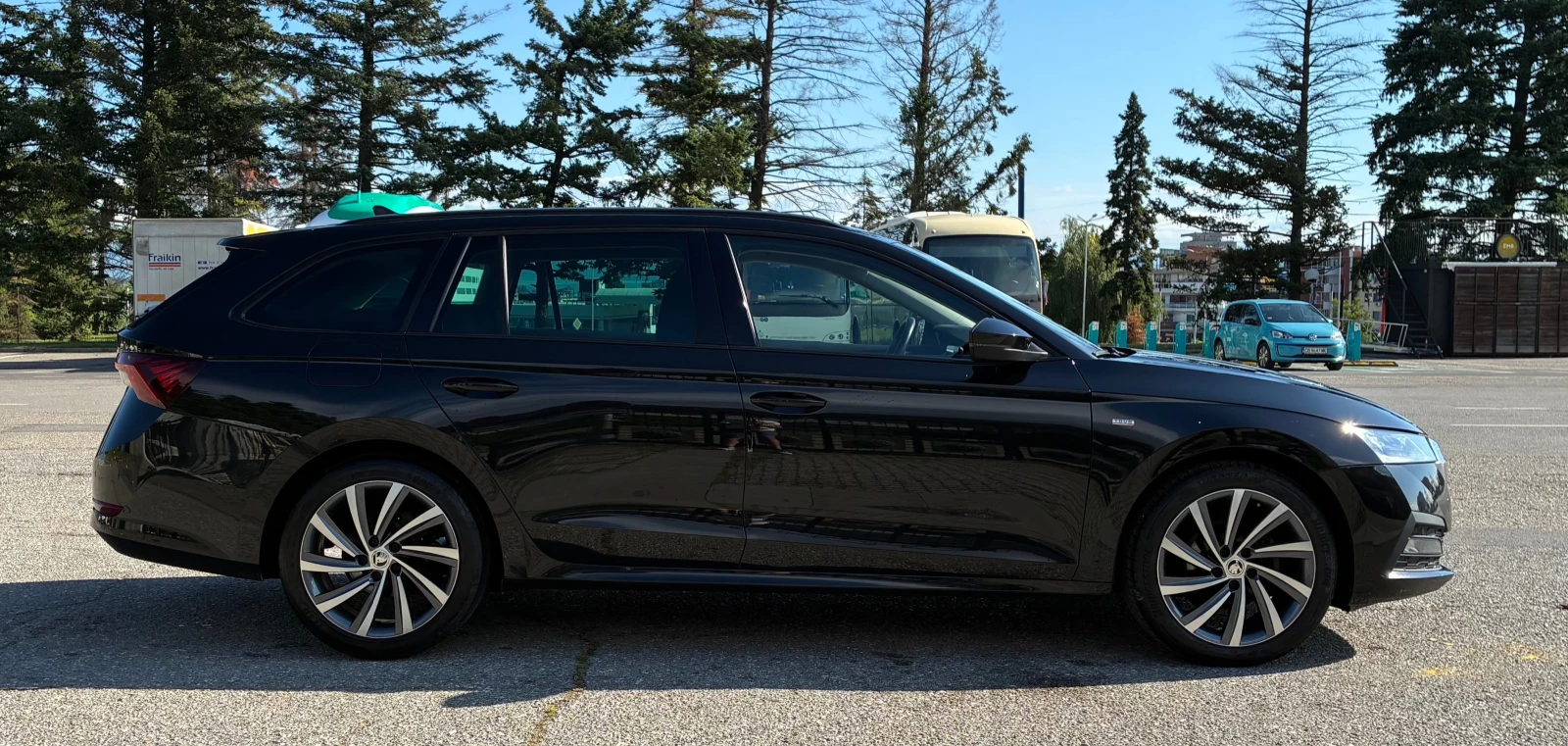 Skoda Octavia 2.0 TDI/150 PS/MATRIX/PDC/ACC, снимка 4 - Автомобили и джипове - 54965065