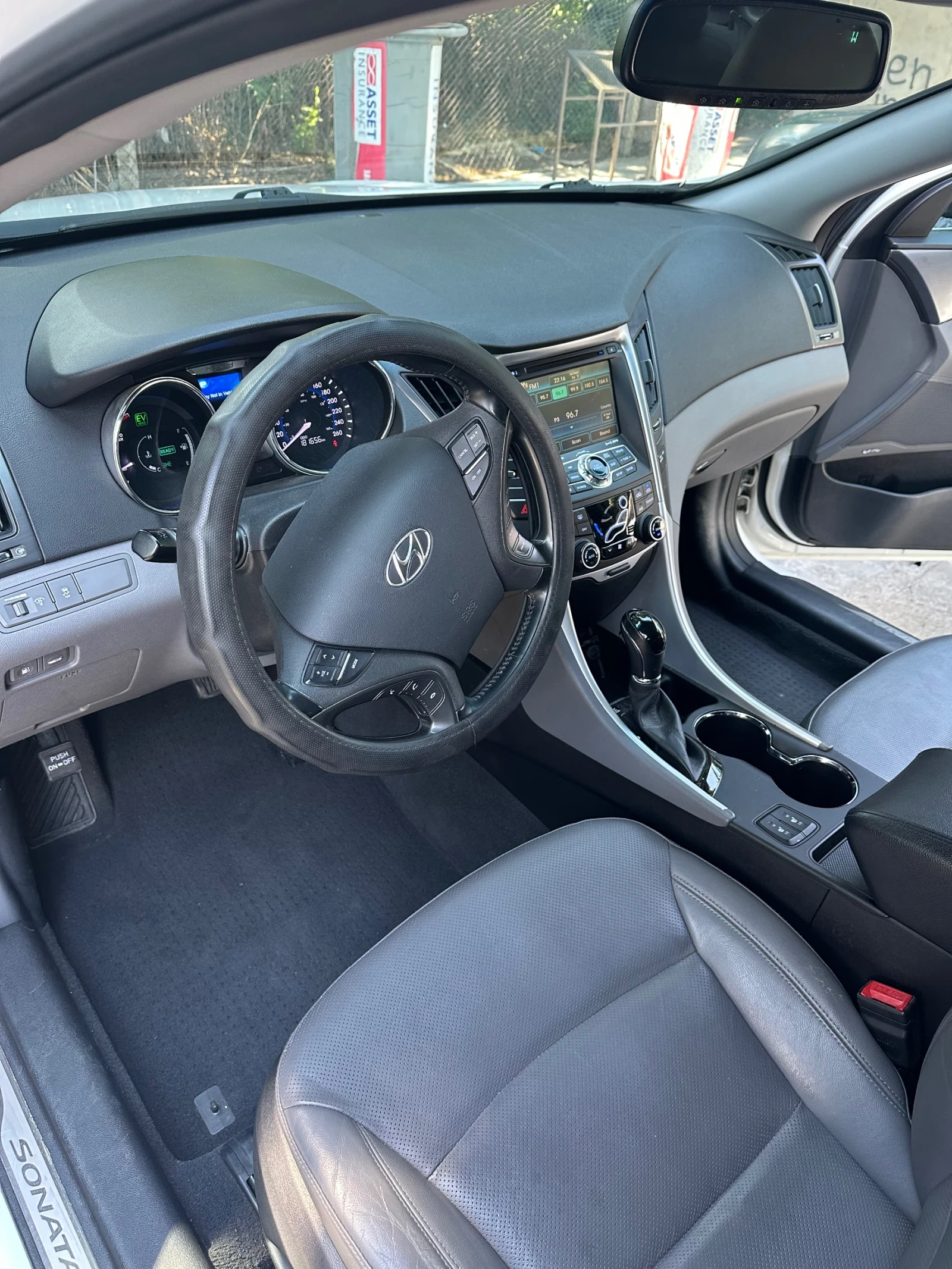 Hyundai Sonata, снимка 10 - Автомобили и джипове - 54894972