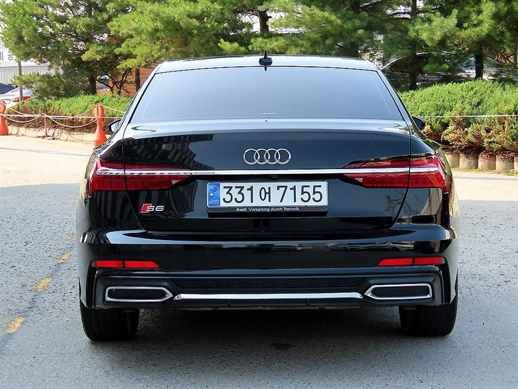 Audi A6 2020* 360* ОБДУХ* ДИСТРОНИК* КРАЙНА ЦЕНА, снимка 3 - Автомобили и джипове - 54975383