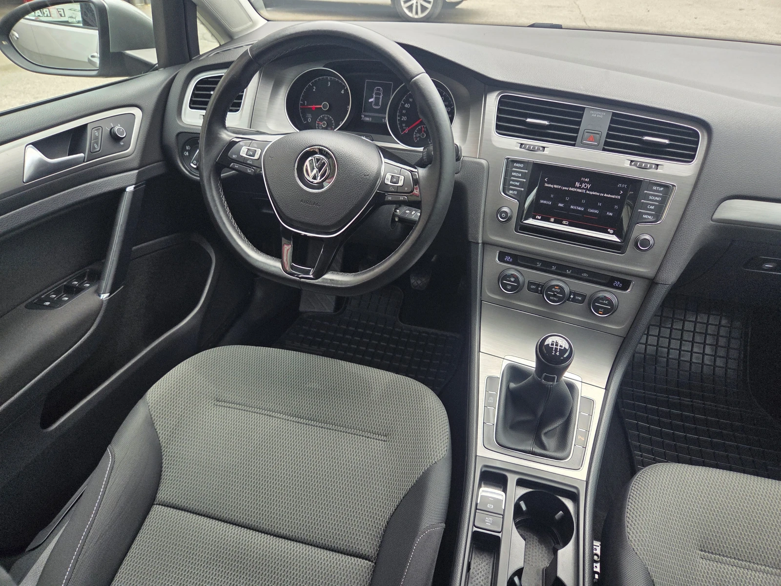 VW Golf VII 1.6 TDI (105 Hp) Comfortline, снимка 13 - Автомобили и джипове - 55131278