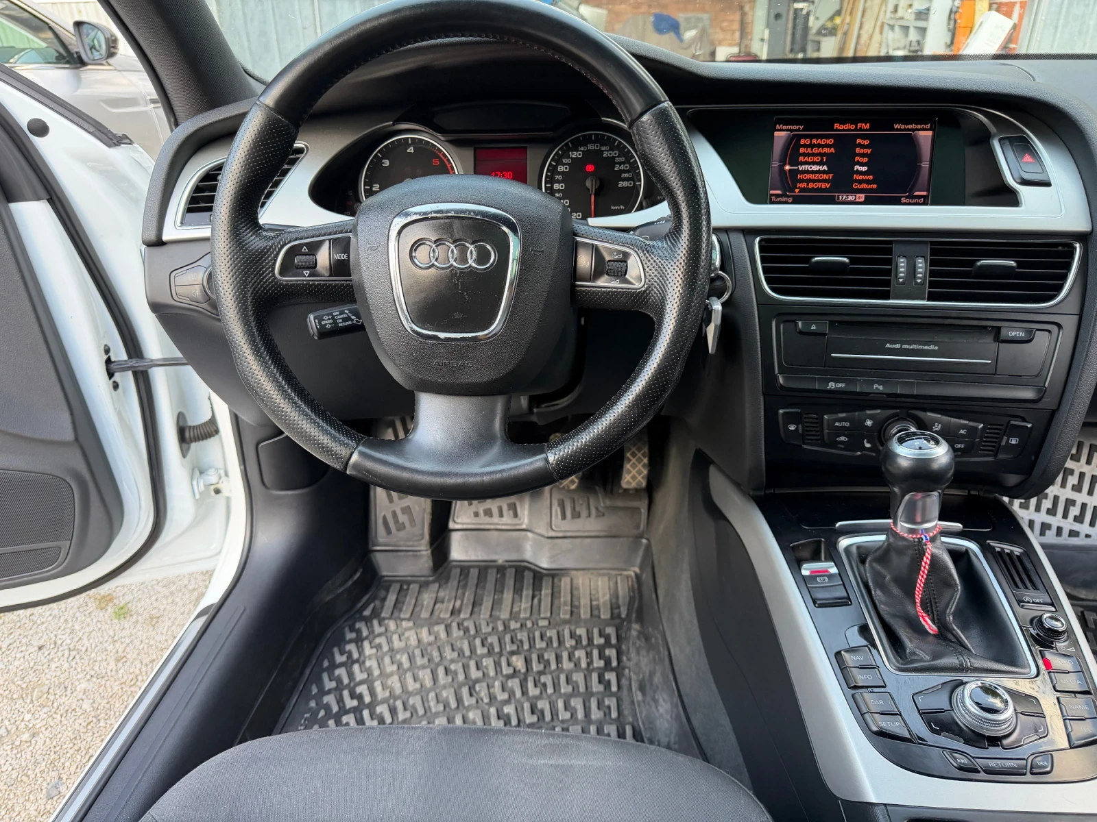 Audi A4, снимка 6 - Автомобили и джипове - 55654072