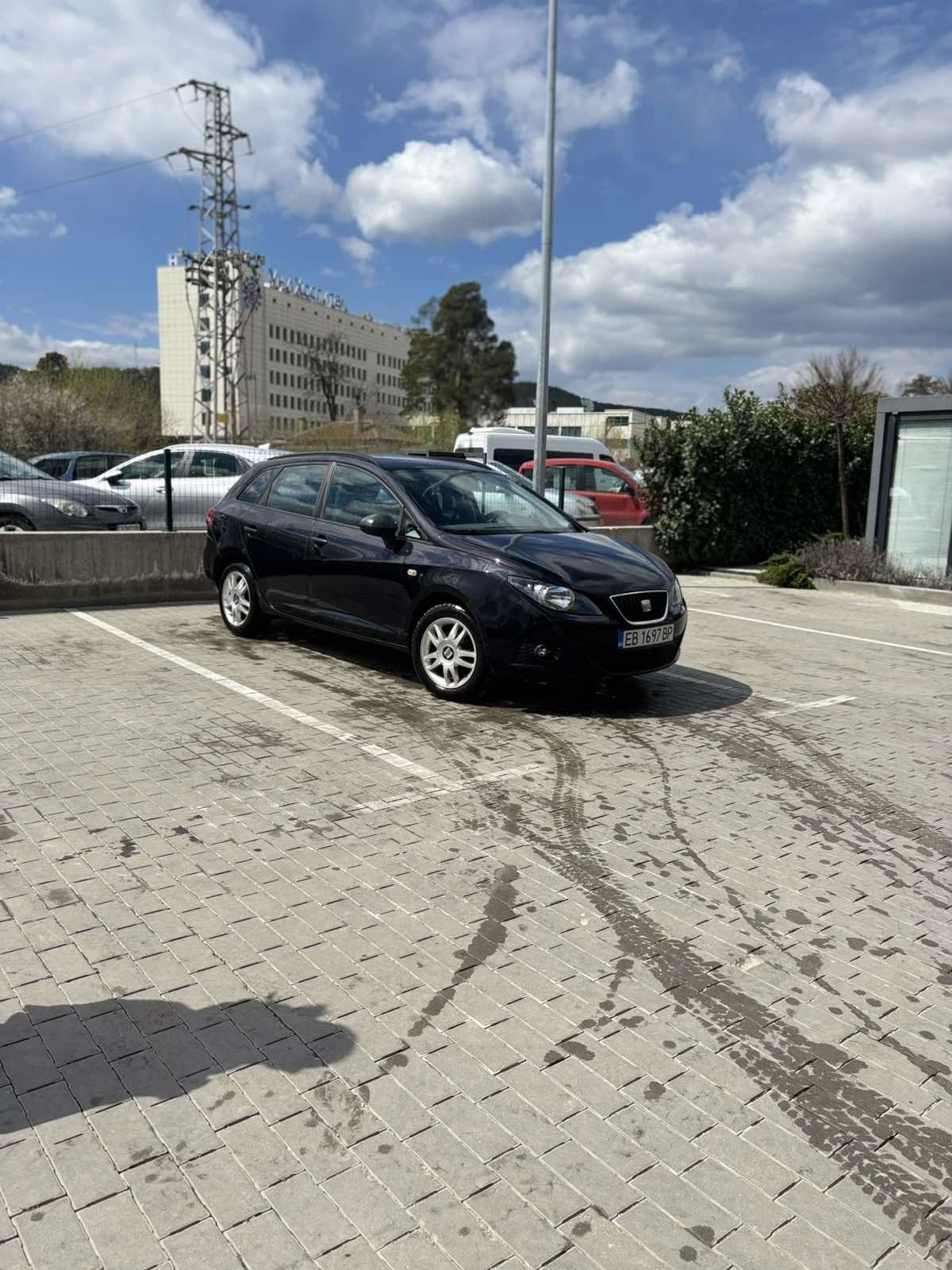 Seat Ibiza, снимка 2 - Автомобили и джипове - 55658112